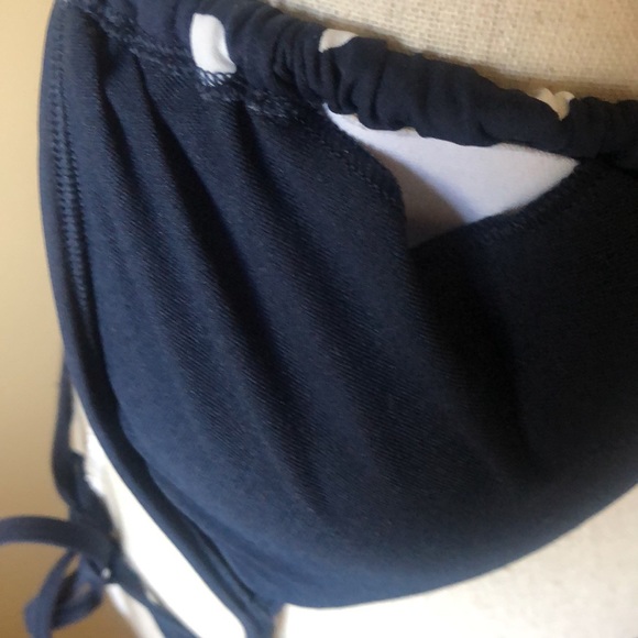 Forever 21 Embellished Mini Skirt. Side-zip with hook & eye. Black, gold, silver - Picture 2 of 8